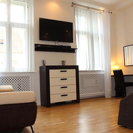 Leo Apartment Bratislava Exterior photo