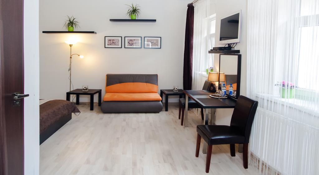 Leo Apartment Bratislava Exterior photo
